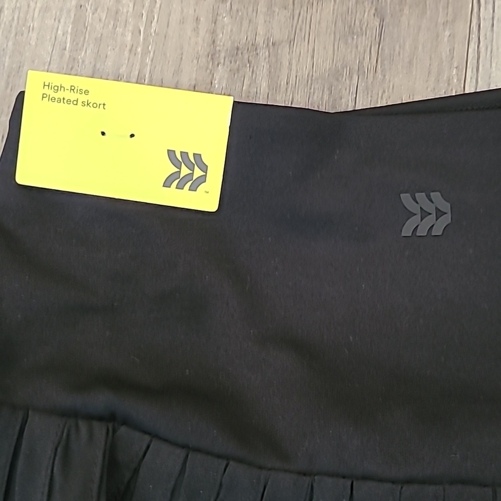All In Motion Micro Pleated Skort - Picture 5 of 6